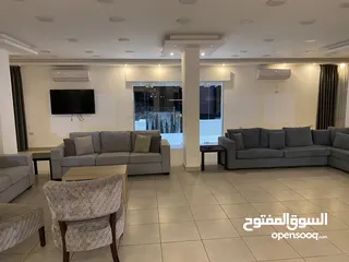  16 فيلا فخمه للايجار اليومي