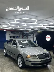  4 سكودا اوكتافيا بنزين اوتماتيك اصل حكومي مطور 1.6 بحالة الوكاله موديل 2007