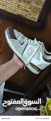  1 حذاء رياضه رجالي ماركه اصلي