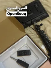  2 اضاءة تصوير من شركة yongnuo اصلي ب3 مختلف الألوان