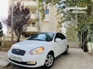  1 هونداي فيرنا 2007 ماتور 1600 سيارة ممتازة جداً وبوضع فوق الممتاز الله يبارك لصاحب التصيب..