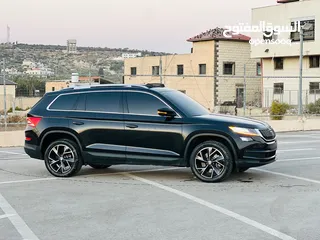  8 سكودا كودياك  فل الفل فتحة سقف بانوراما 190 حصان  4x4- /2020  دفع رباعي عداد قليل 30000