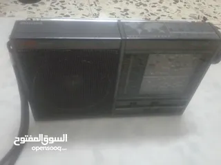  6 اجهزة راديو يابانية اصلية  سوني  وسيلفر  ياباني وفيلبس هولندي