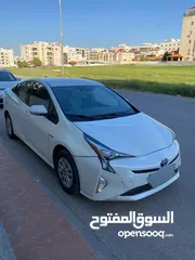  2 تويوتا بريوس 2017 وارد خليجي  اللون لؤلؤي