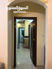  4 شقة مفروشة سوبر ديلوكس بالجاردنز - للايجار 550دينار شهري