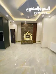 7 لقطة / دوبلكس ثالث مع روف - اعلان رقم  SL802