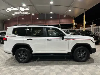  8 Land Cruiser GR Twin Turbo