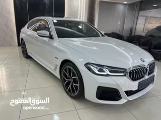  3 BMW 530e 2022 iPerformance plug in hybrid M  kit