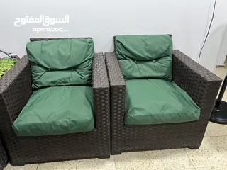  2 مقاعد راتان