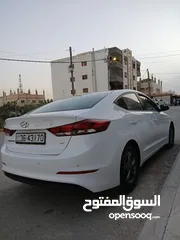  3 هيونداي افانتي 2018 AD