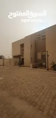 24 أربع فيلات سكنية جنب بعضهم للإيجار في مدينة طرابلس منطقة عين زارة طريق هابي لاند وجامع بلعيد