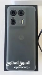  2 Motorola EDGE 50 ULTRA