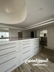  22 فیلا فخمة للبیع منطقة راقیة /Luxurious villa for sale in an upscale area /