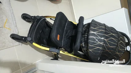  2 عرباية اطفال استعمل خفيف  40