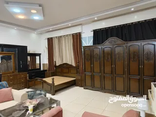 1 غرفة نوم ماستر بحاله ممتازه
