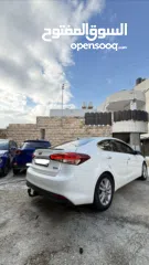  24 كيا سيراتو k3 ديزل 2017 نخب عداد قليل