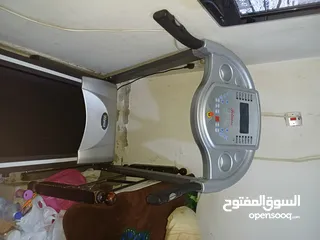  4 مشاية رياضية نظيفة جدا