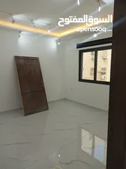  16 للبيع شقه طابق أول سوبر ديلوكس  ضاحية الحج حسن حي الروضه قرب مستشفى الحنان ومسجد الروضه