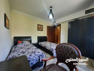  5 شقة مفروشه ط ارضي للايجار عبدون