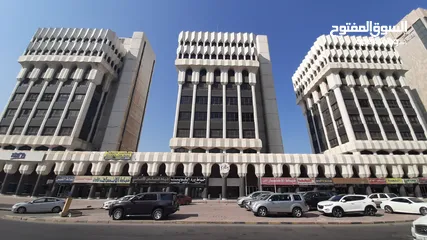  3 مكتب للايجار بأبراج العوضي  في شارع احمد الجابر بمنطقة الشرق