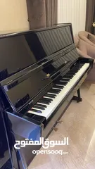  4 بيانو مستعمل بحالة ممتازة للبيع