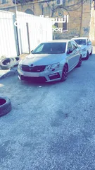  2 SKODA Octavia VRs