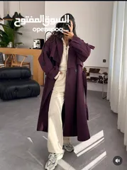  2 ترنشكوت جديد مش مستعمل للبيع بسعر ممتاز ومناسب، خامة تركية تقيلة باللون البرغندي