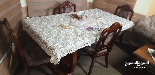  6 طاولة سفرة (مستعمل بحالة جديدة)