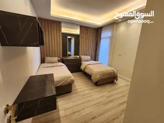 13 شقة فاخرة فارغة او مفروشة للبيع او للإيجار بمواصفات فيلا - ref : 14561