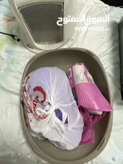  1 لتر بوكس للبسس نضيف كتير فش فيه ولا خراب و الرمل نظيف نظيف