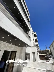  10 شقة طابق ثاني للبيع في تلاع العلي مقابل الجامعة الاردنية 215م