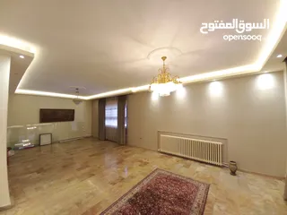  4 شقة غير مفروشة للإيجار 400م2 ( Property 16683 )-174848012