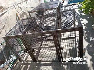  1 قفص حجم كبير  عدد (2)