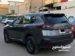  5 Nissan Rogue 2021