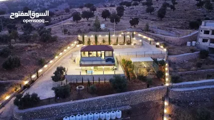  6 مزرعة مميزة في جرش مع بيت طابقين بسعر مميز للبيع