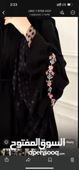  6 فساتين وعبايات