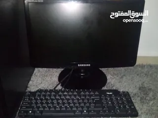  2 كمبيوتر مستعمل للبيع بحالة ممتازة , شاشة سامسونج 19 انش , كيس LG بمواصفات ممتازة