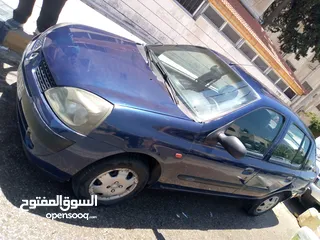  4 رينو كليو بحال وكاله بسعر مغري