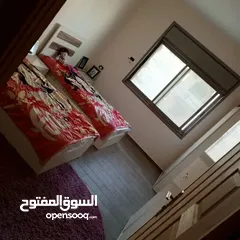  5 شقه منزليه