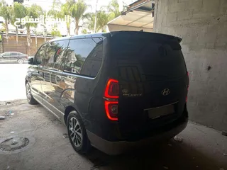  5 هونداي h1 ستاريكس