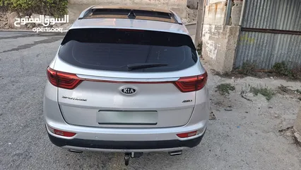  11 كيا سبورتج جتي لاين 2016ماتور2000ديزل فلل اضافات مع فتحة سقف بنوراما  بسعر حررررق كاش دهان شركة