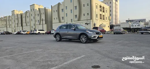  8 إنفينيتي QX50 خليجي أعلى مواصفات المالك الاول بدون حوادث ولاصبغ نهائيا شبه جديدة سيرفس الوكاله