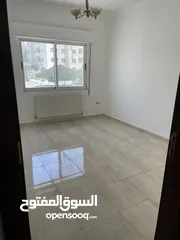  12 شقه اربع غرف نوم وصاله وصالون 214 متر + روف غرفه وصاله وحمام و مطبخ 60 متر مقابل اسواق الرشد