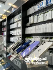  3 iPhone 12 128GB بطاريات من 87% ل 93% الاجهزة تب نضافةمش مفتوح ولا مغير فيها اي اشي متوف جميع الوانه