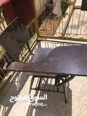  2 مقاعد طلاب بحالة ممتازة