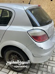  19 اوبل استرا 2005
