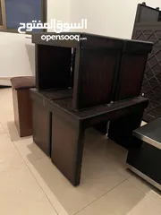  1 طاولة وسط مستطيل مع 4 طاولات