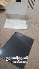  1 ايباد برو ااجيل الخامس  مع القاعدة