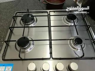  3 غاز بلت  أن اربع عيون بيكو صناعه تركية غير مستعمل  بحالة ممتازة مع شفاط استخدام بسيط بحالة ممتازة