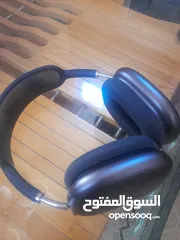  1 Apple AirPod max
